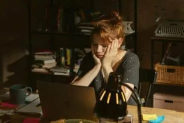 Crítica de la serie Valeria de Netflix