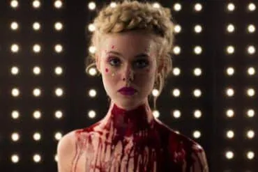 Elle Fanning es Jesse