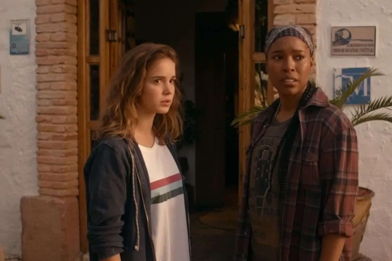 Alba Baptista y Toya Turner