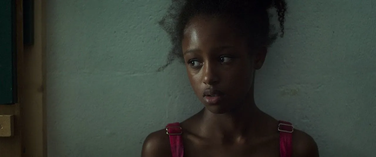 Escena de la película Guapis de Netflix