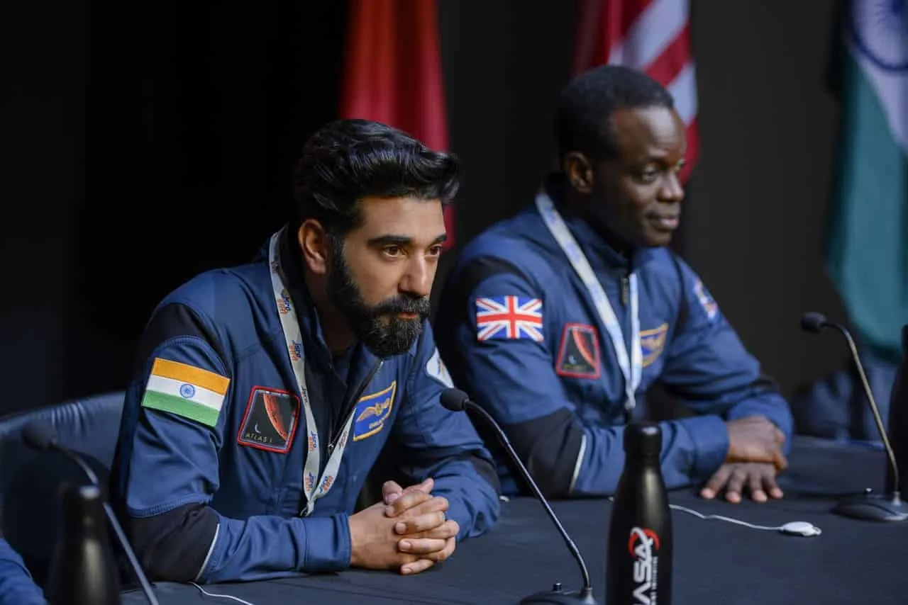 Ato Essandoh y Ray Panthaki