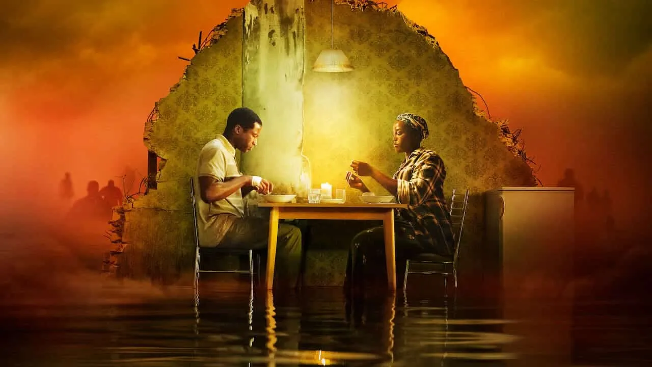Bol (Sopé Dìrísù) y Rial (Wunmi Mosaku)