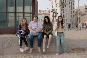 Crítica de la serie Fácil de Movistar Plus