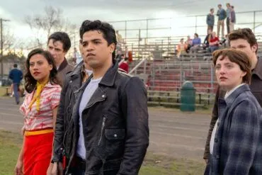Crítica de la serie Grease El auge de las Damas Rosas (SkyShowtime, 2023)