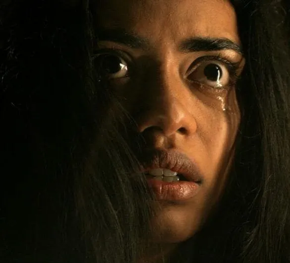 Crítica de la película Vive dentro (2024)