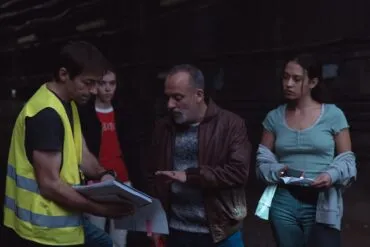 Estacion Rocafort foto del rodaje Javier Gutierrez y Natalia Azahara